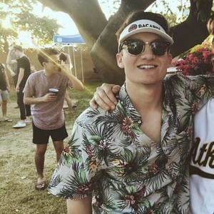 Meet your Posher, Roberto